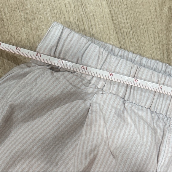 Uniqlo  Striped Shorts - Picture 4 of 4